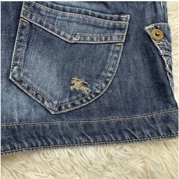 Authentic Burberry denim shorts size 38 - Picture 9 of 11